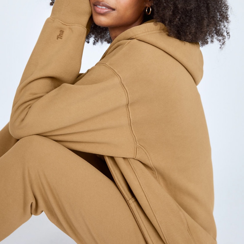 Aritzia TNA Cozy AF Boyfriend Zip up Hoodie Sweatshirt - Picture 10 of 13